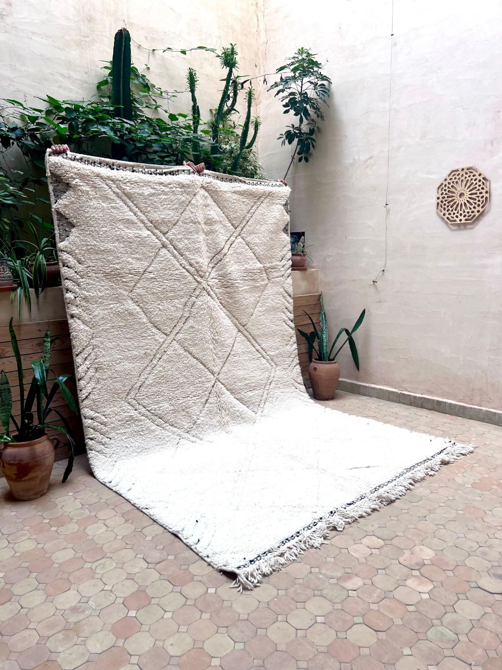 Moroccan Black & White Rug 315x195cm