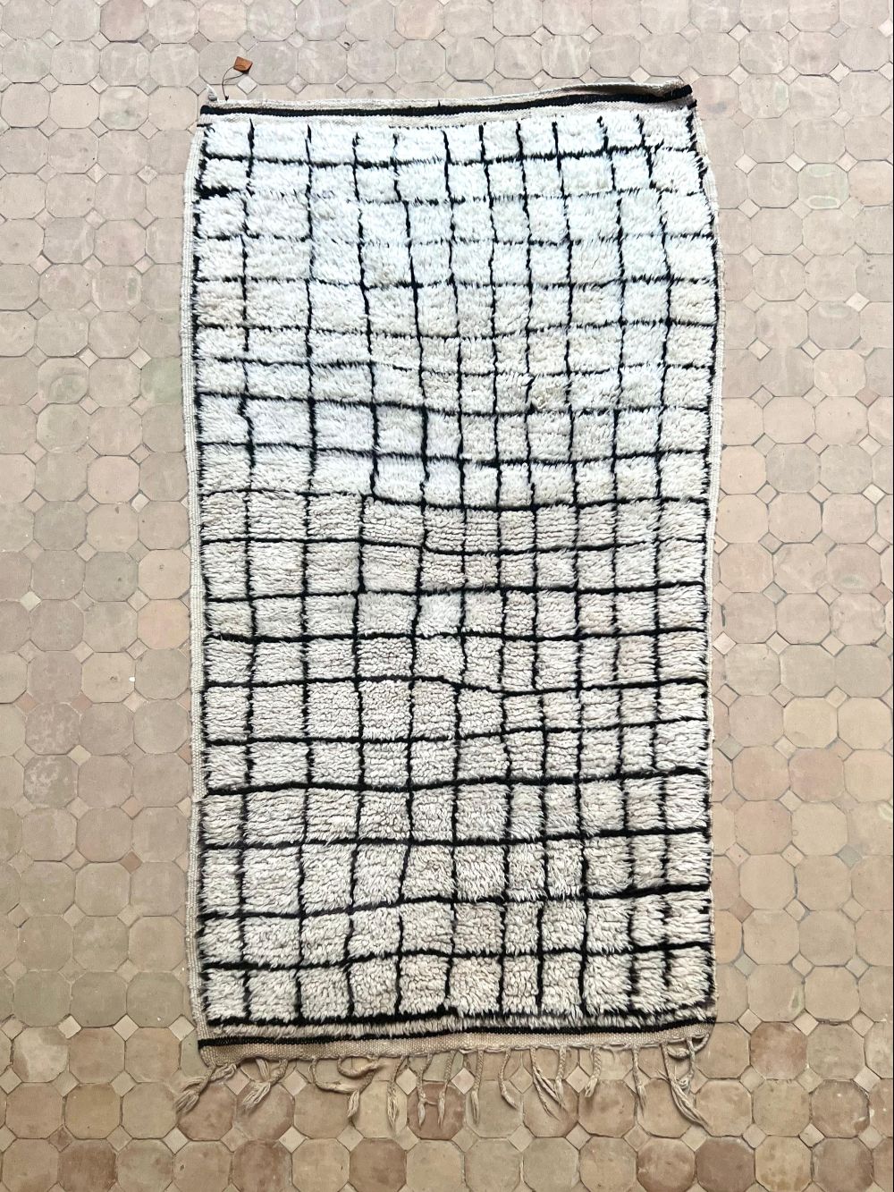 Marokkolainen vintage Azilal-matto 185x100cm