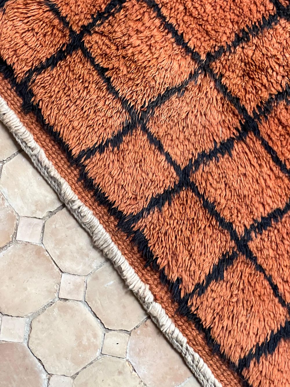 Marokkolainen Mrirt-matto 225x185cm