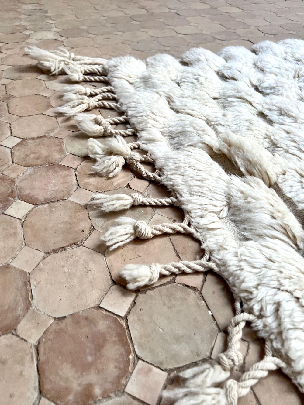 Moroccan All White Rug 220x100cm