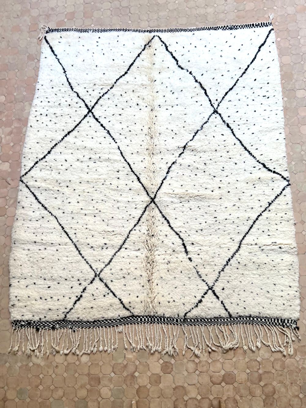 Marokkolainen Mrirt matto 305x245cm