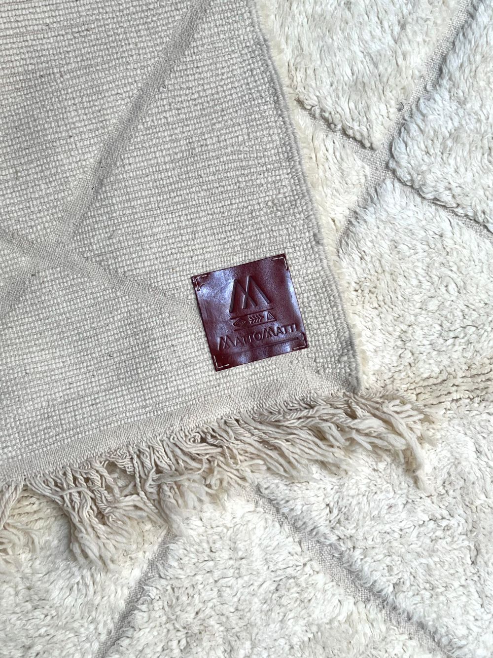 Marokkolainen valkoinen matto 300x205cm