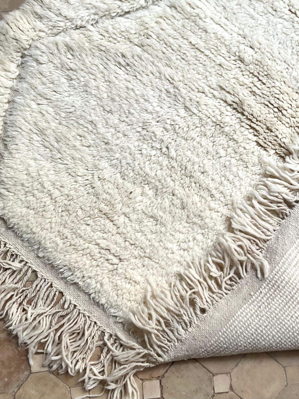 Marokkolainen valkoinen matto 290x190cm