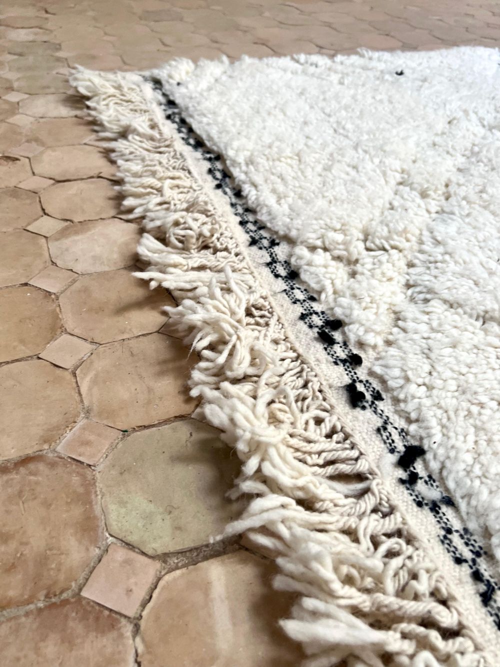 Moroccan Black & White Rug 315x195cm