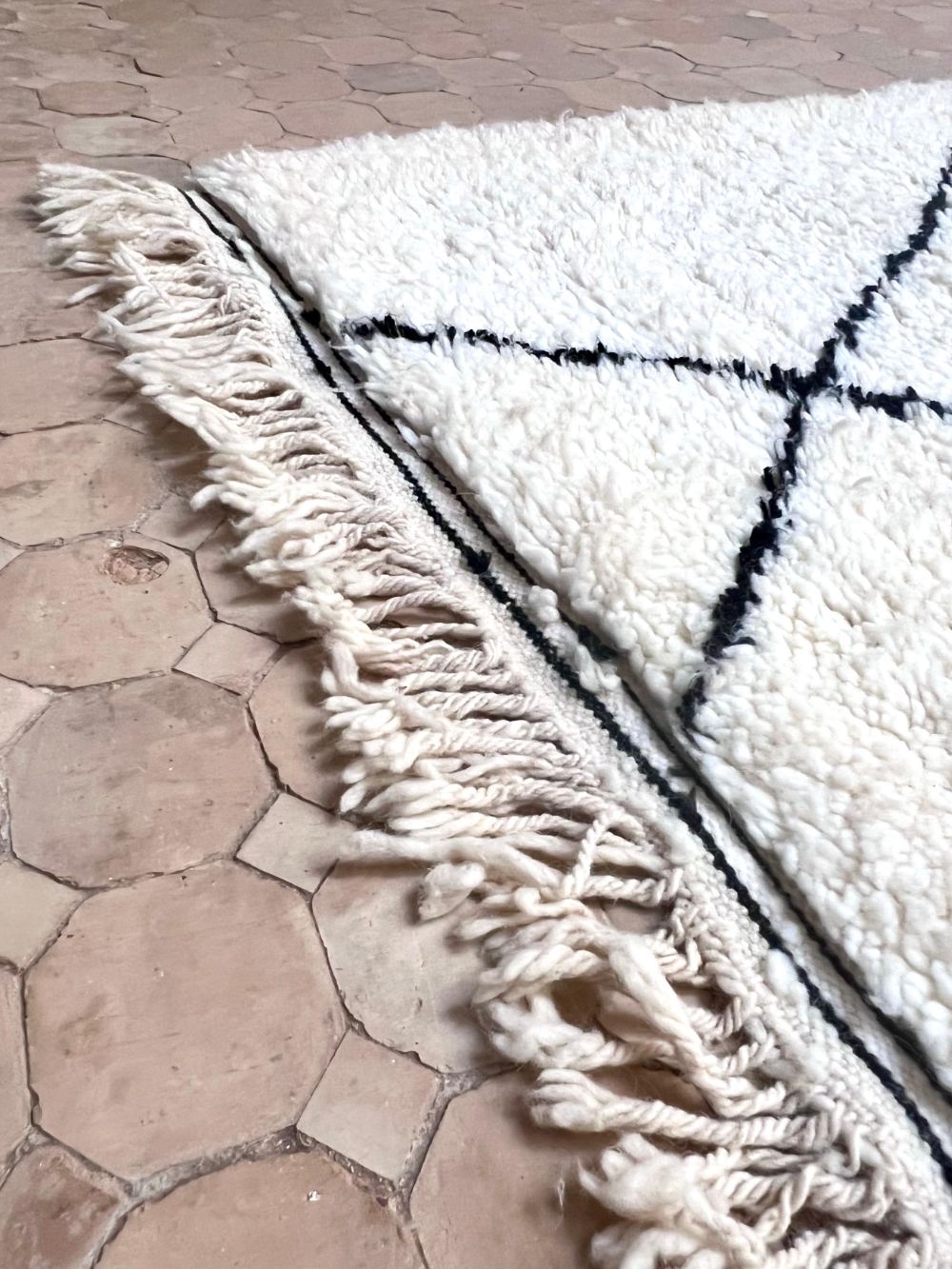 Marokkolainen Marmoucha matto 330x255cm