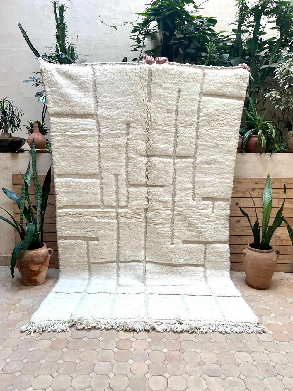 Marokkolainen valkoinen matto 240x155cm