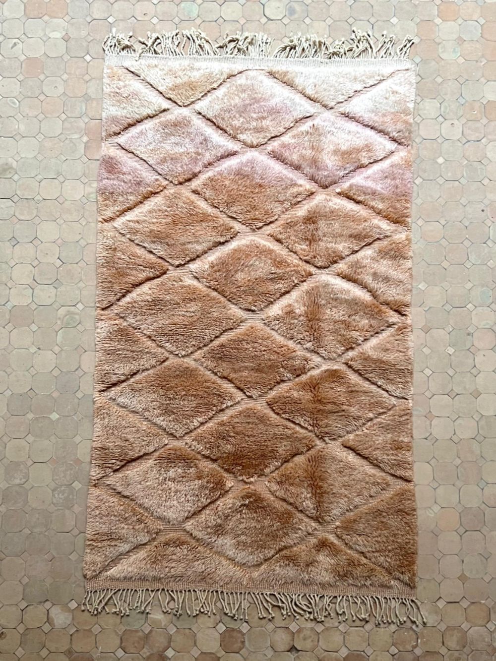 Marokkolainen Mrirt-matto 240x135cm