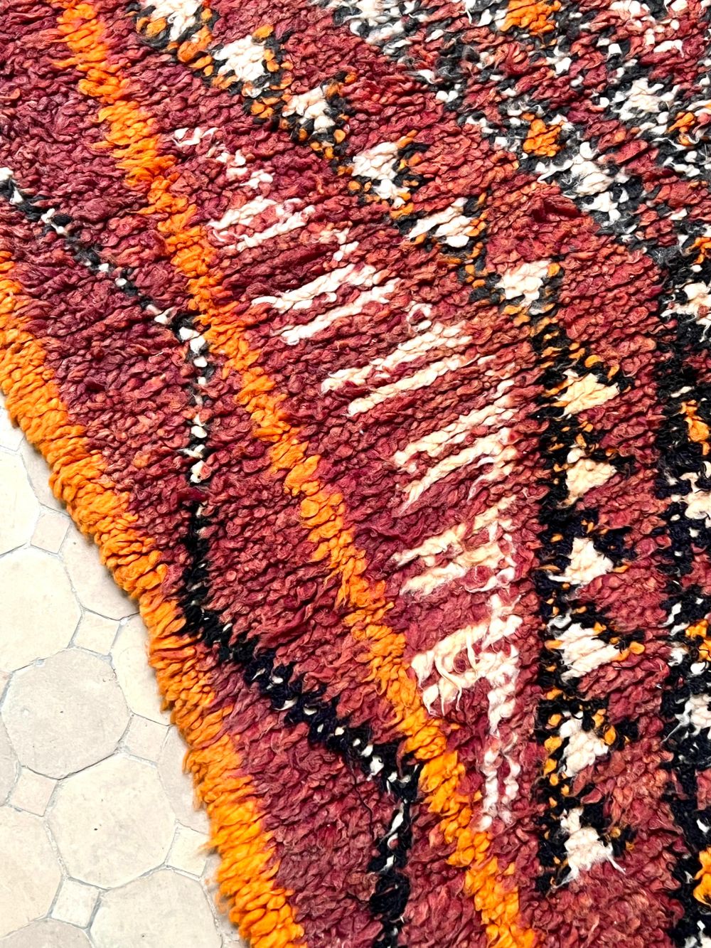 Marokkolainen vintage Beni M'Guild matto 340x205cm