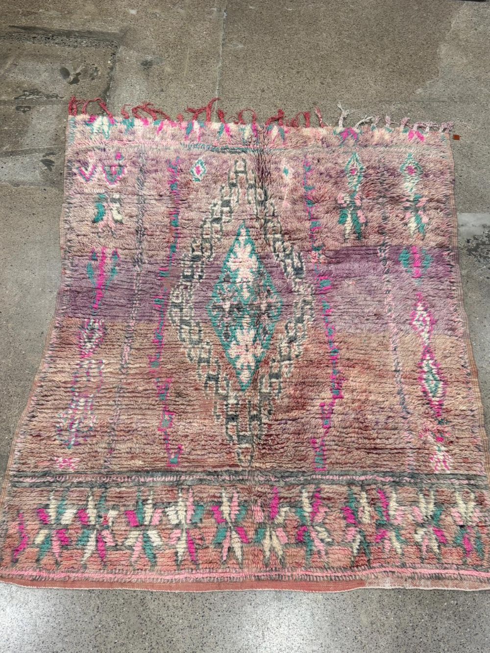 Moroccan Vintage Boujaad Rug 250x200cm