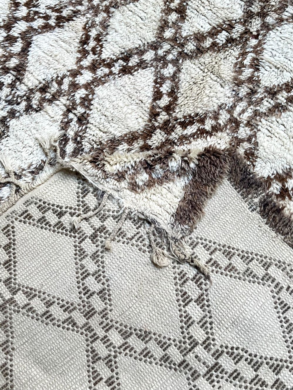 Moroccan Beni Ouarain Rug 370x220cm