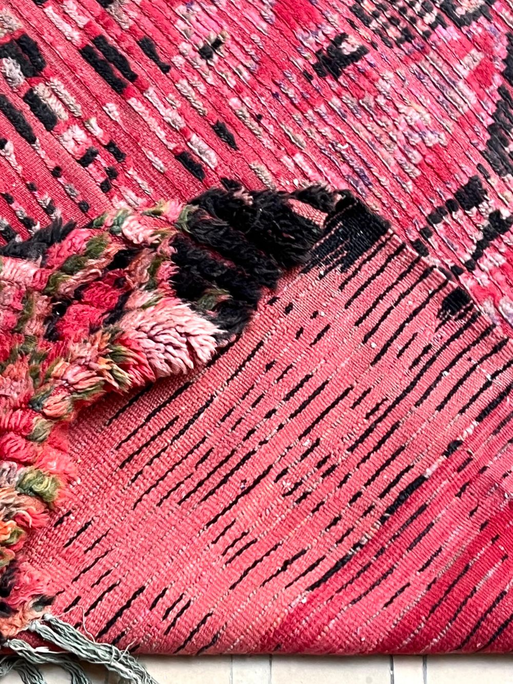 Moroccan Vintage Boujaad Rug 255x120cm