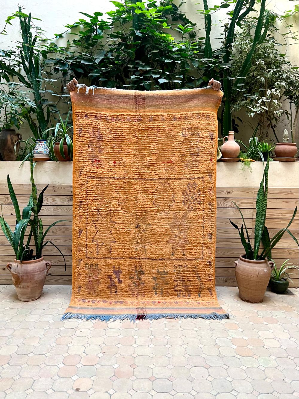 Moroccan Vintage Boujaad Rug 185x110cm