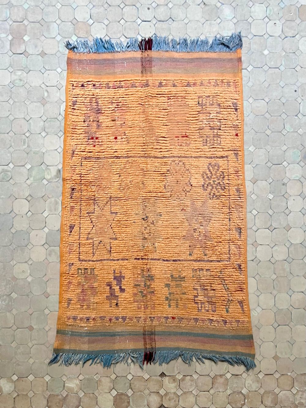 Moroccan Vintage Boujaad Rug 185x110cm