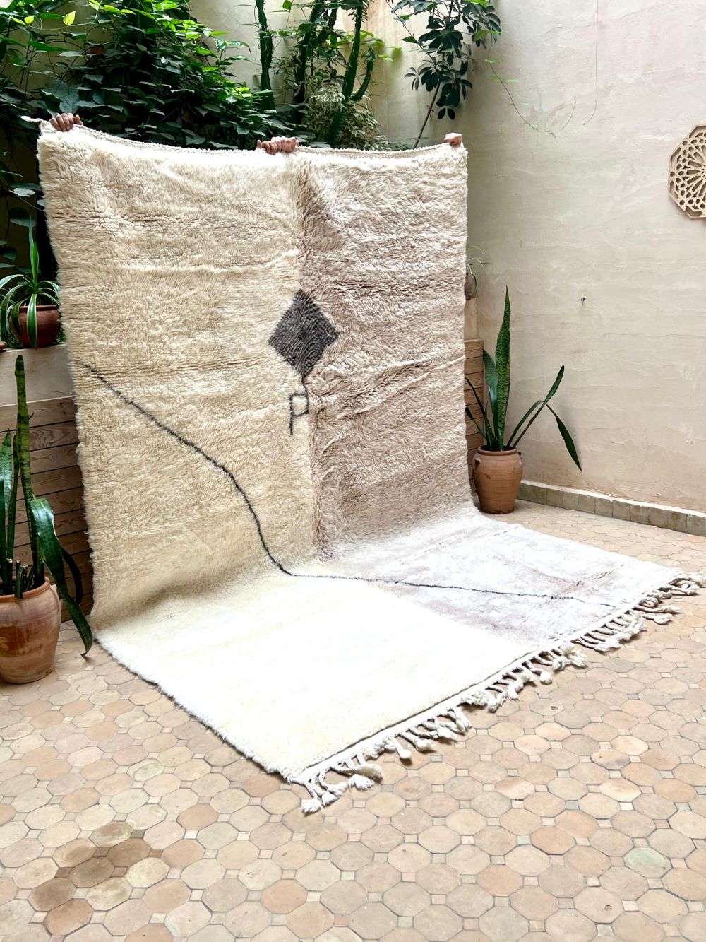 Moroccan Hanzo Rug 305x210cm