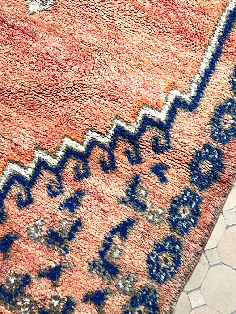 Moroccan Vintage Boujaad Rug 370x195cm