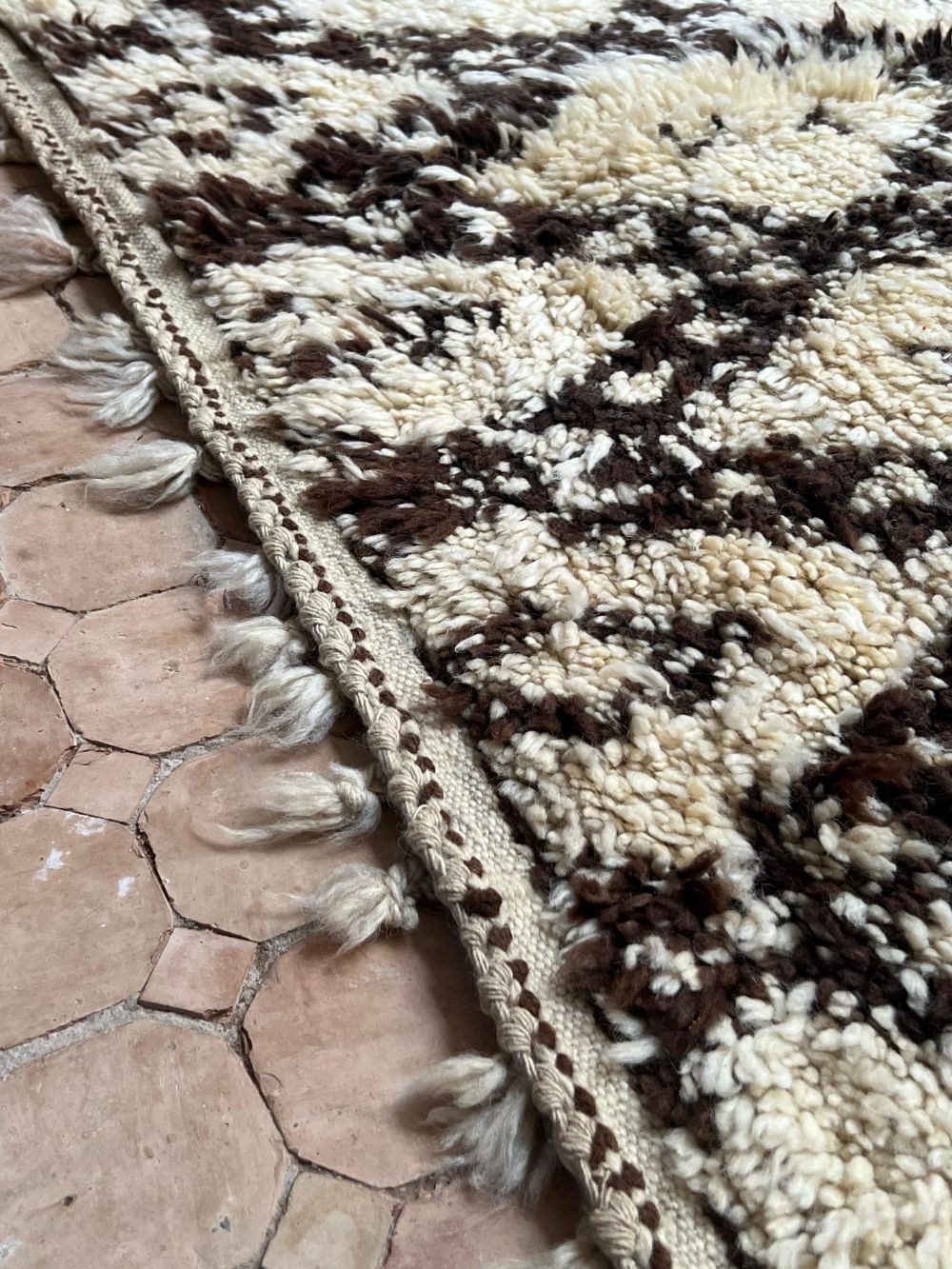 Marokkolainen Beni Ouarain matto 380x210cm