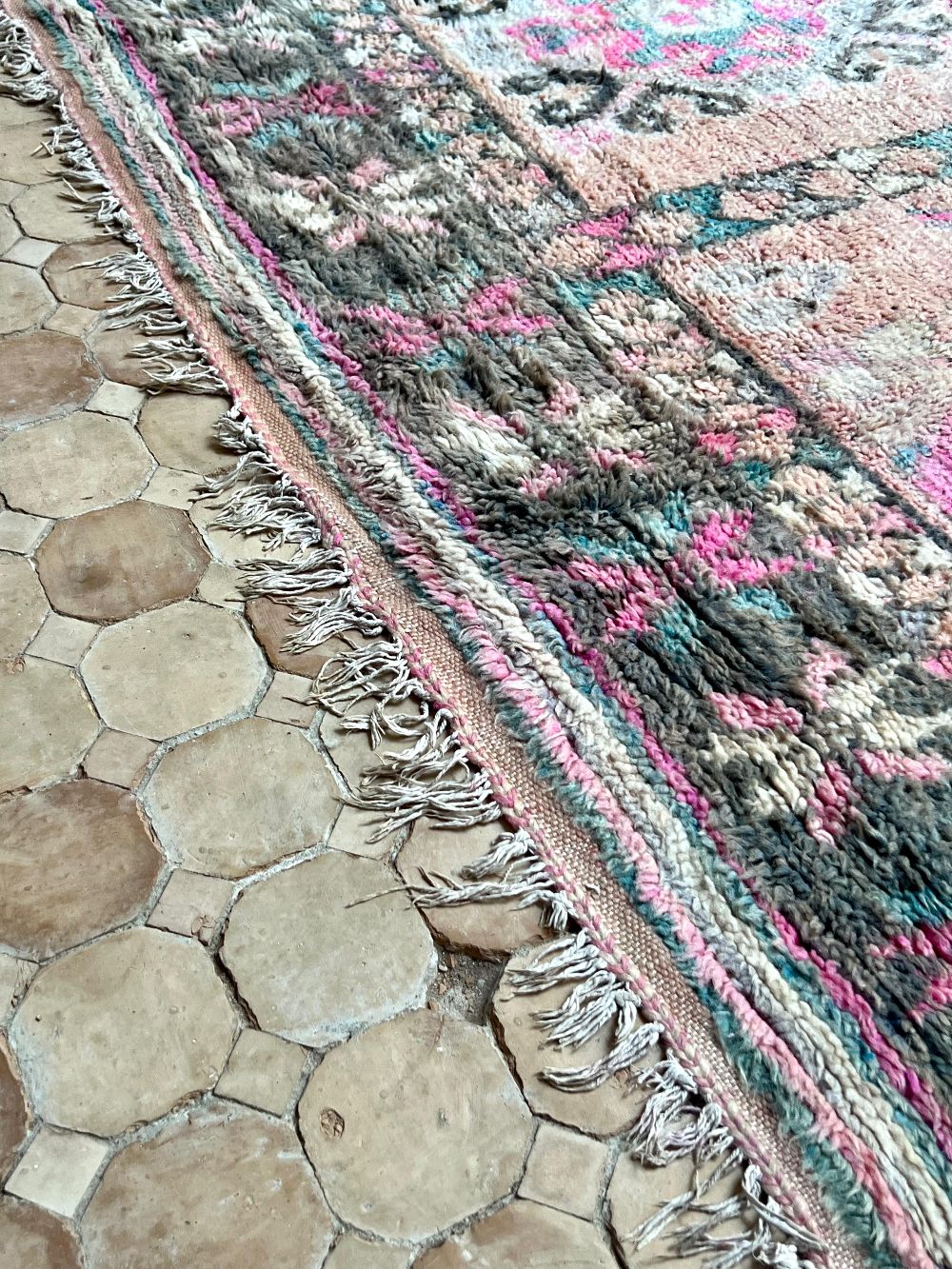 Moroccan Vintage Boujaad Rug 340x190cm