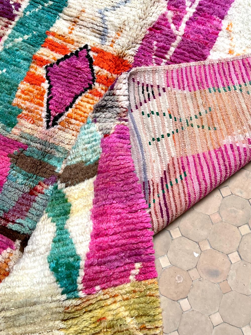 Moroccan Boujaad Rug 325x200cm