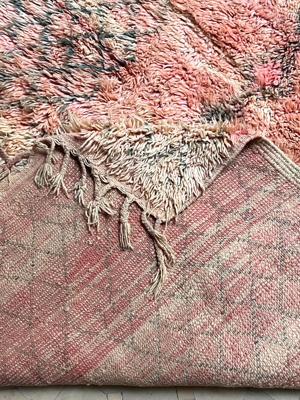 Moroccan Vintage Boujaad Rug 205x140cm