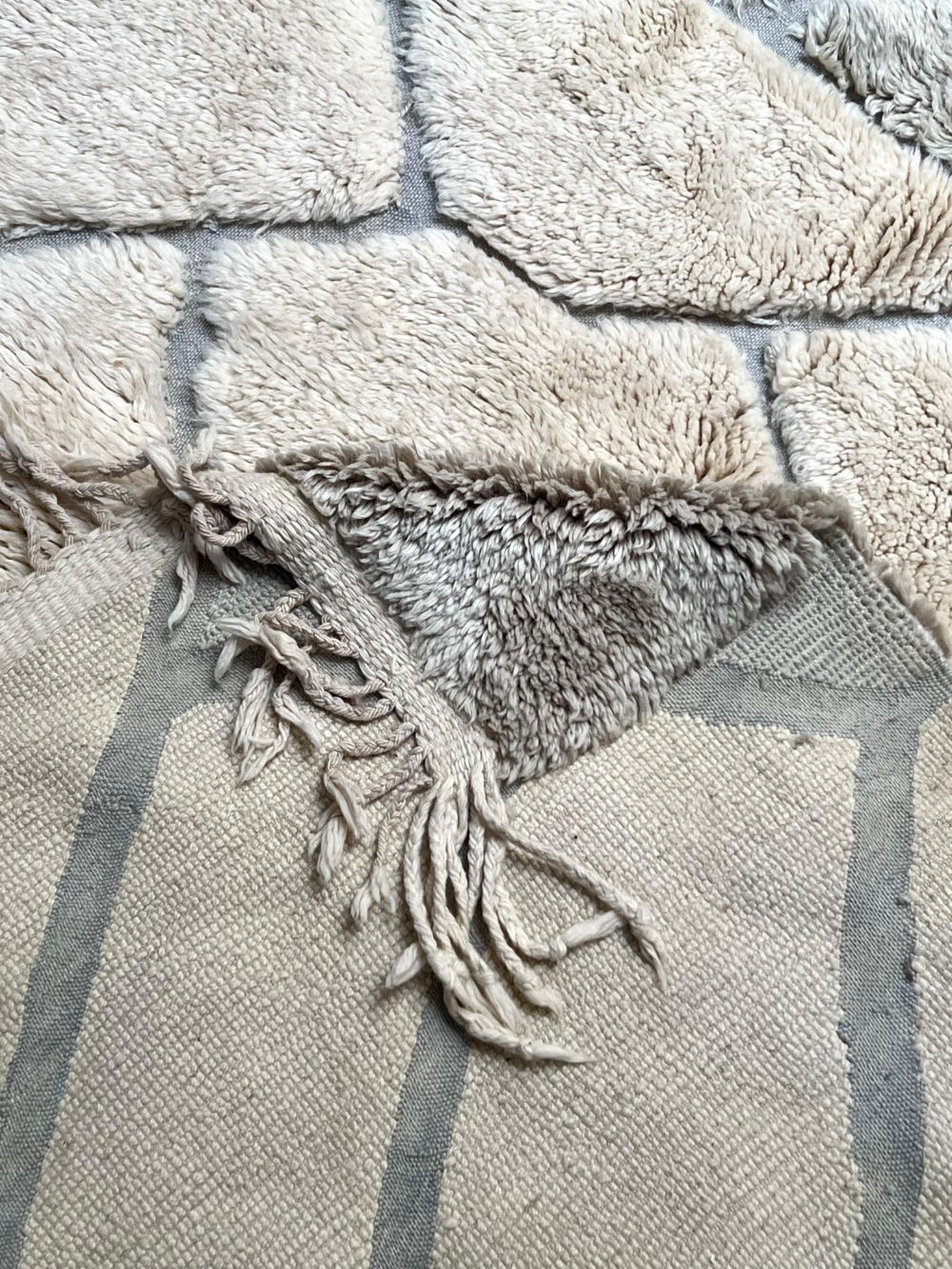 Moroccan Cream and Blue Rug 255x160cm