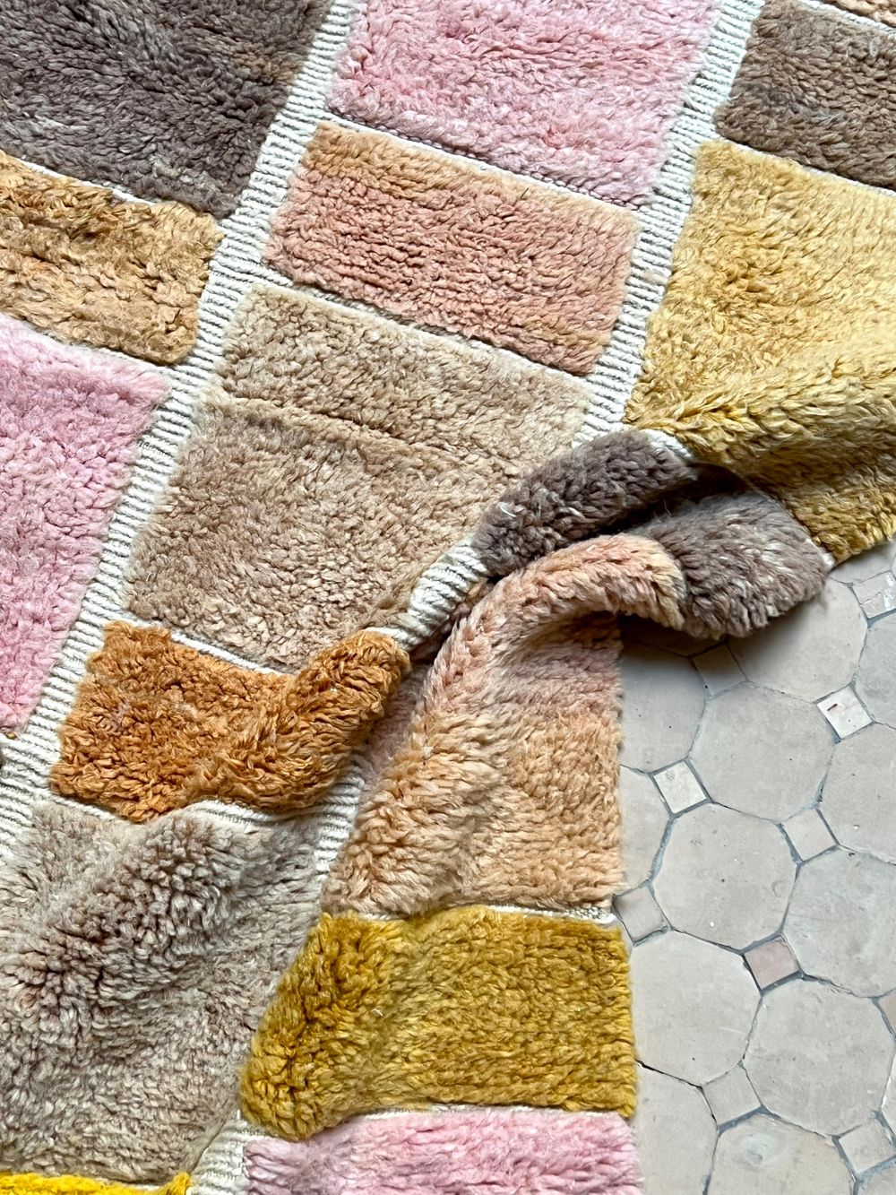 Moroccan Nalle Rug 320x210cm