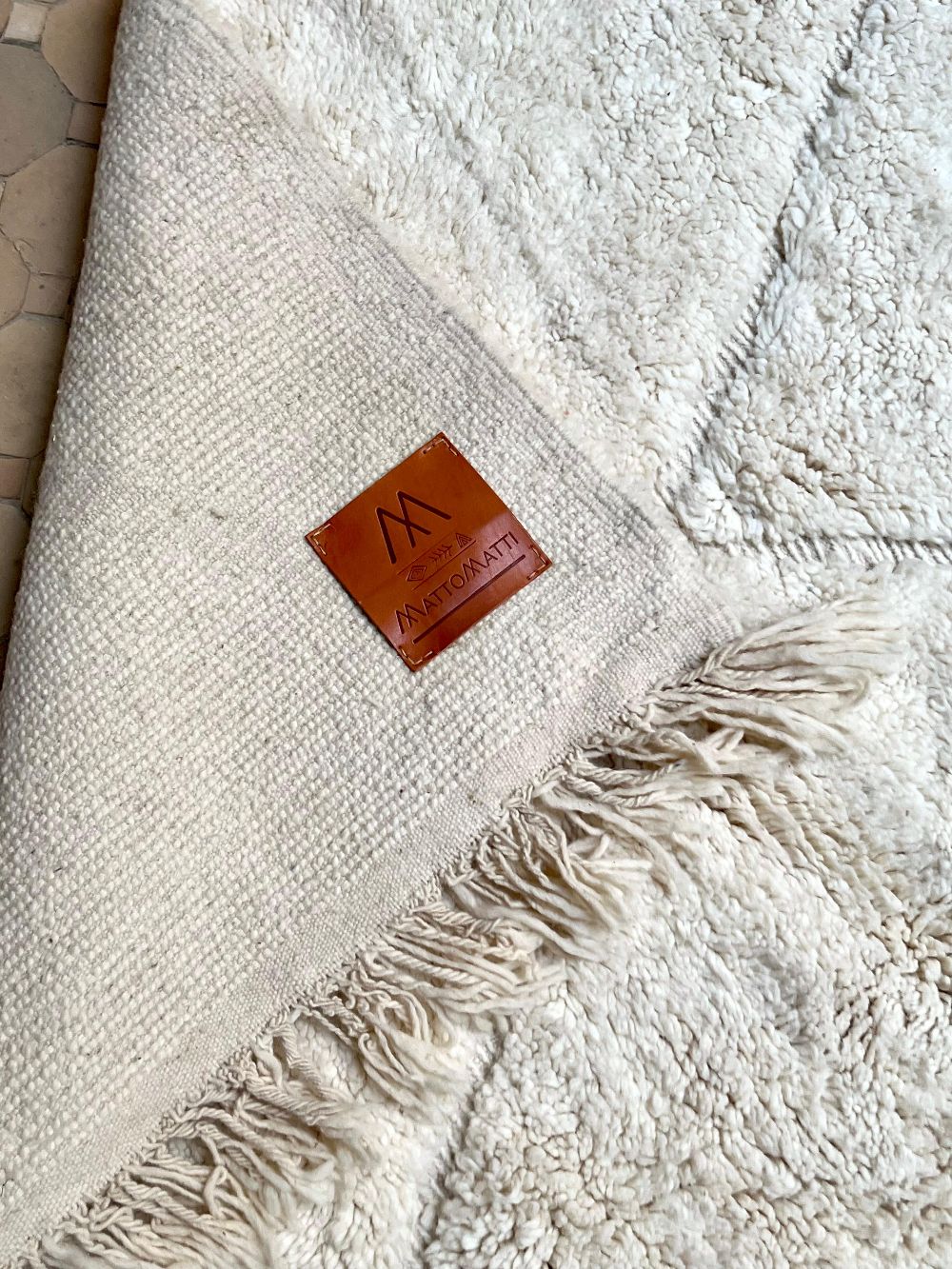 Moroccan All White Rug 400x315cm