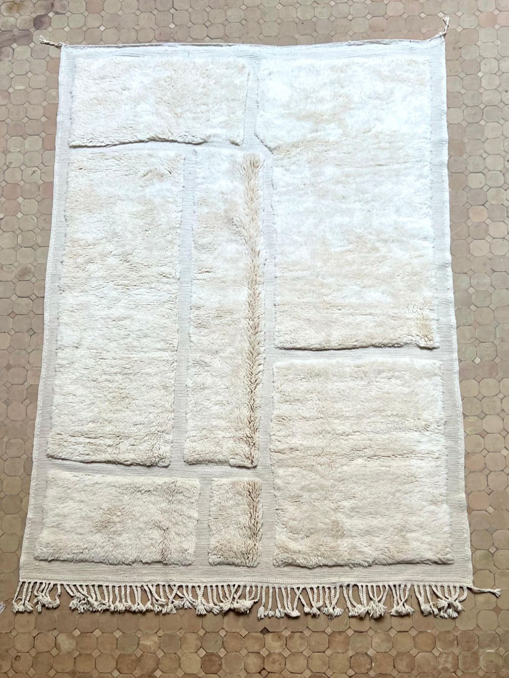 Moroccan Mrirt Rug Polar Bear 305x210cm