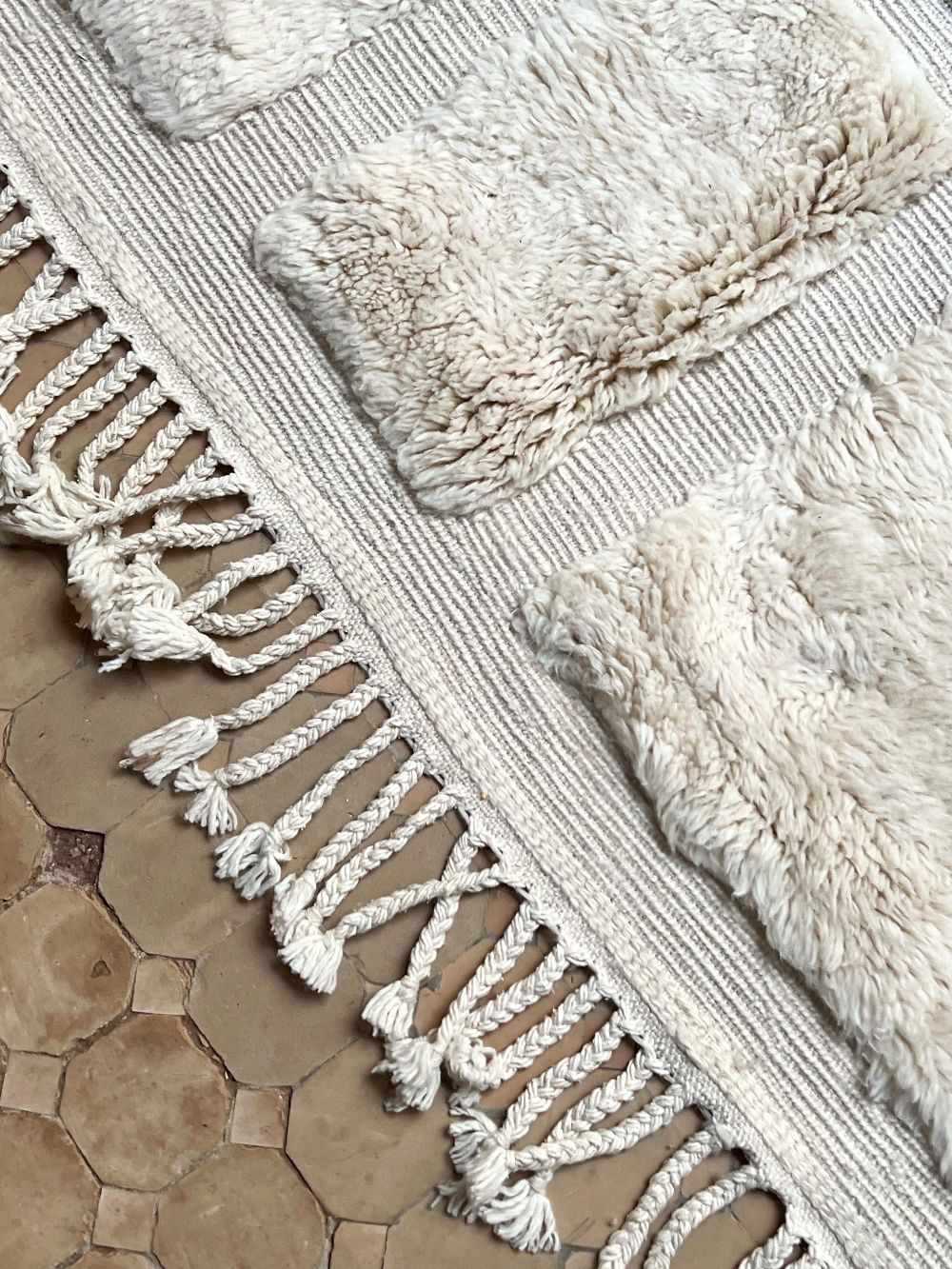 Moroccan Mrirt Rug Polar Bear 305x210cm