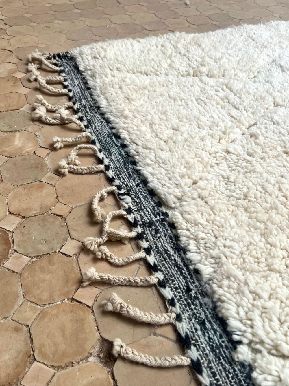 Moroccan All White Rug 250x175cm