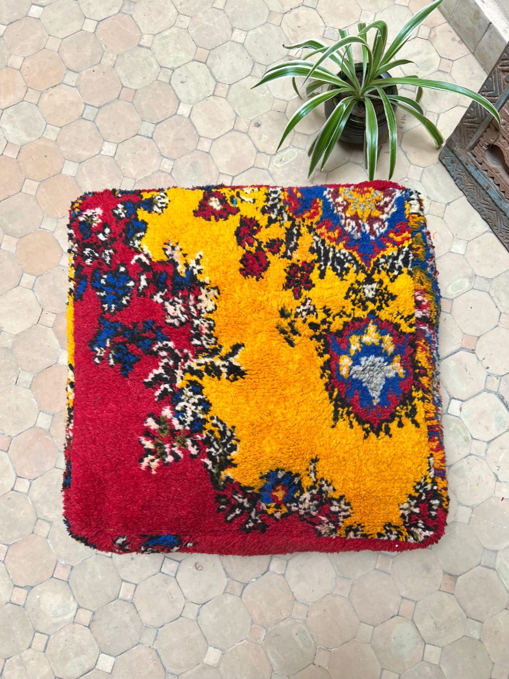 Marokkolainen vintage pouf