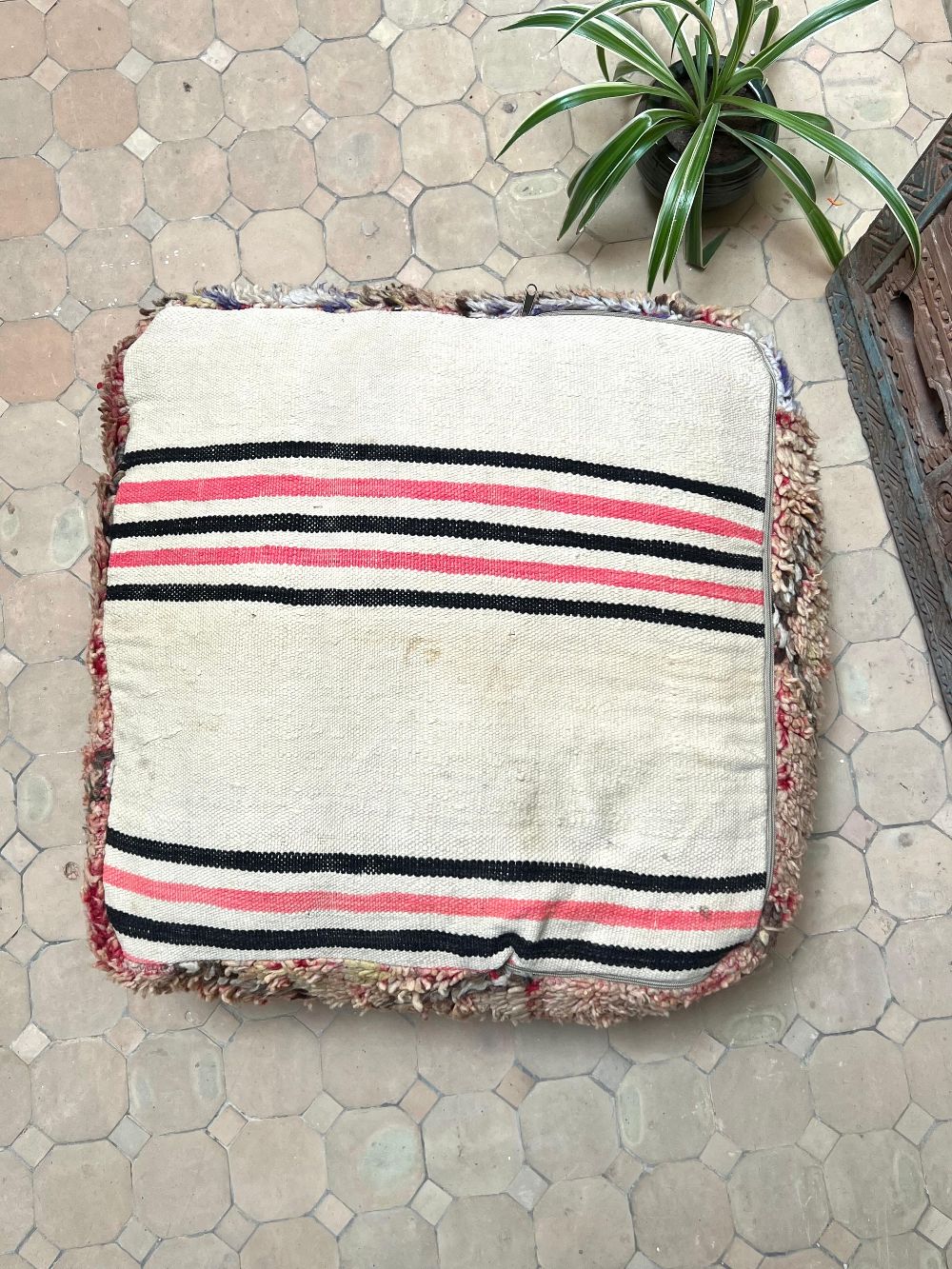 Moroccan Vintage Pouf