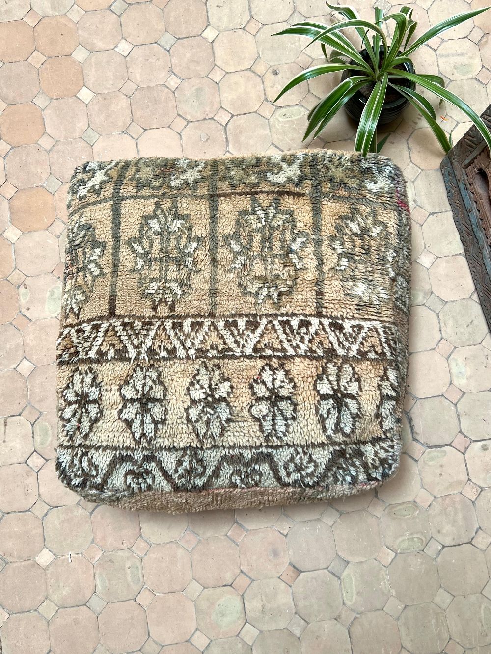 Moroccan Vintage Pouf