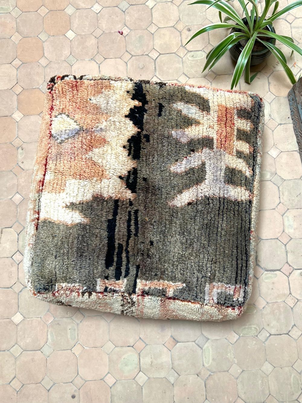 Marokkolainen vintage pouf