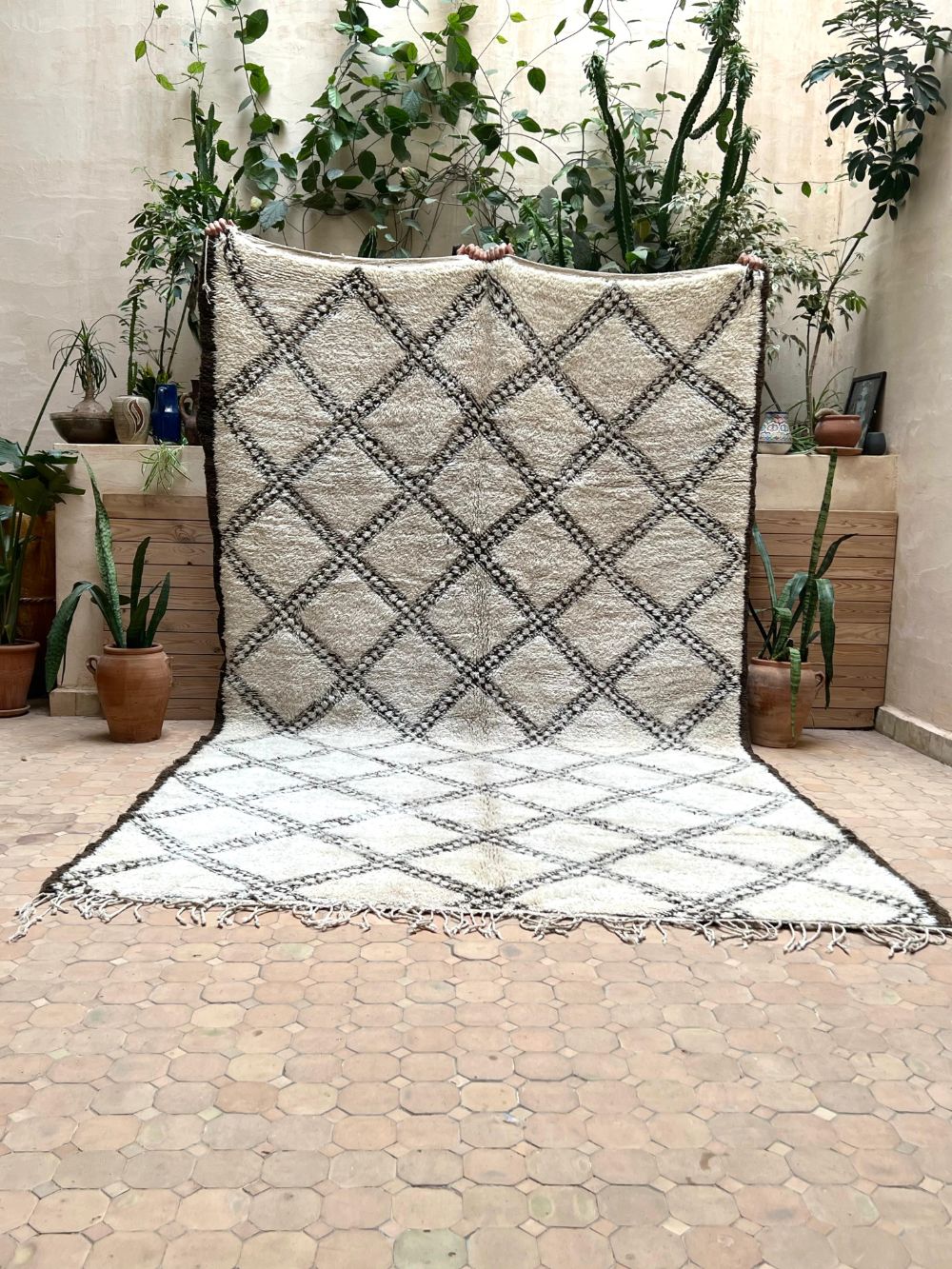 Moroccan Vintage Beni Ouarain Rug 350x205cm