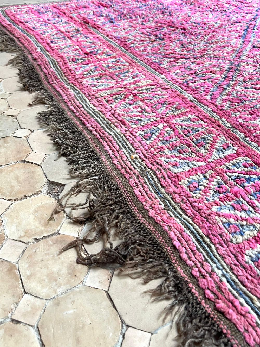 Marokkolainen vintage Zayane matto 270x165cm