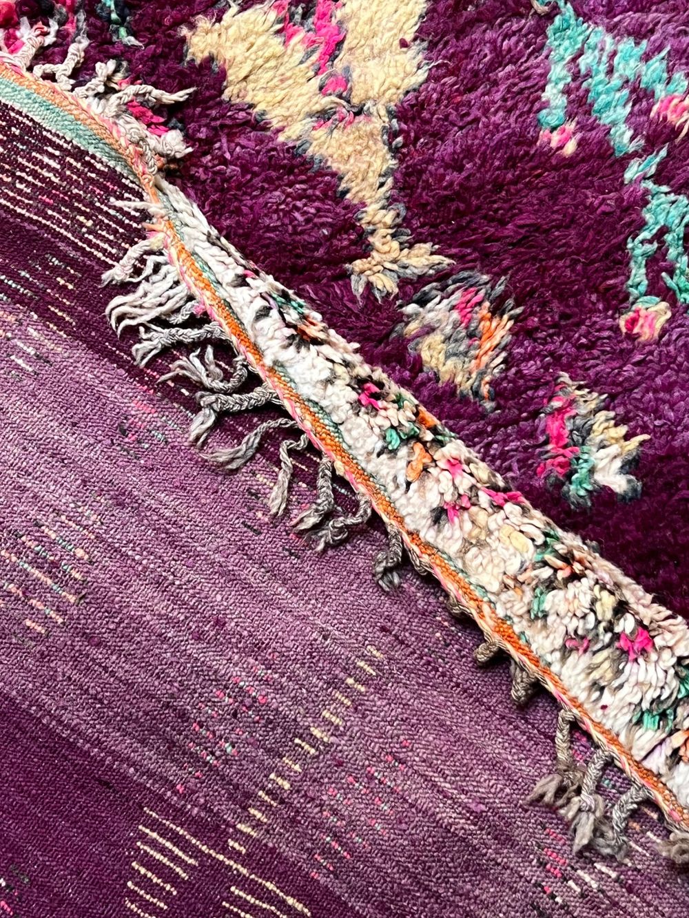 Moroccan Vintage Boujaad Rug 270x180cm