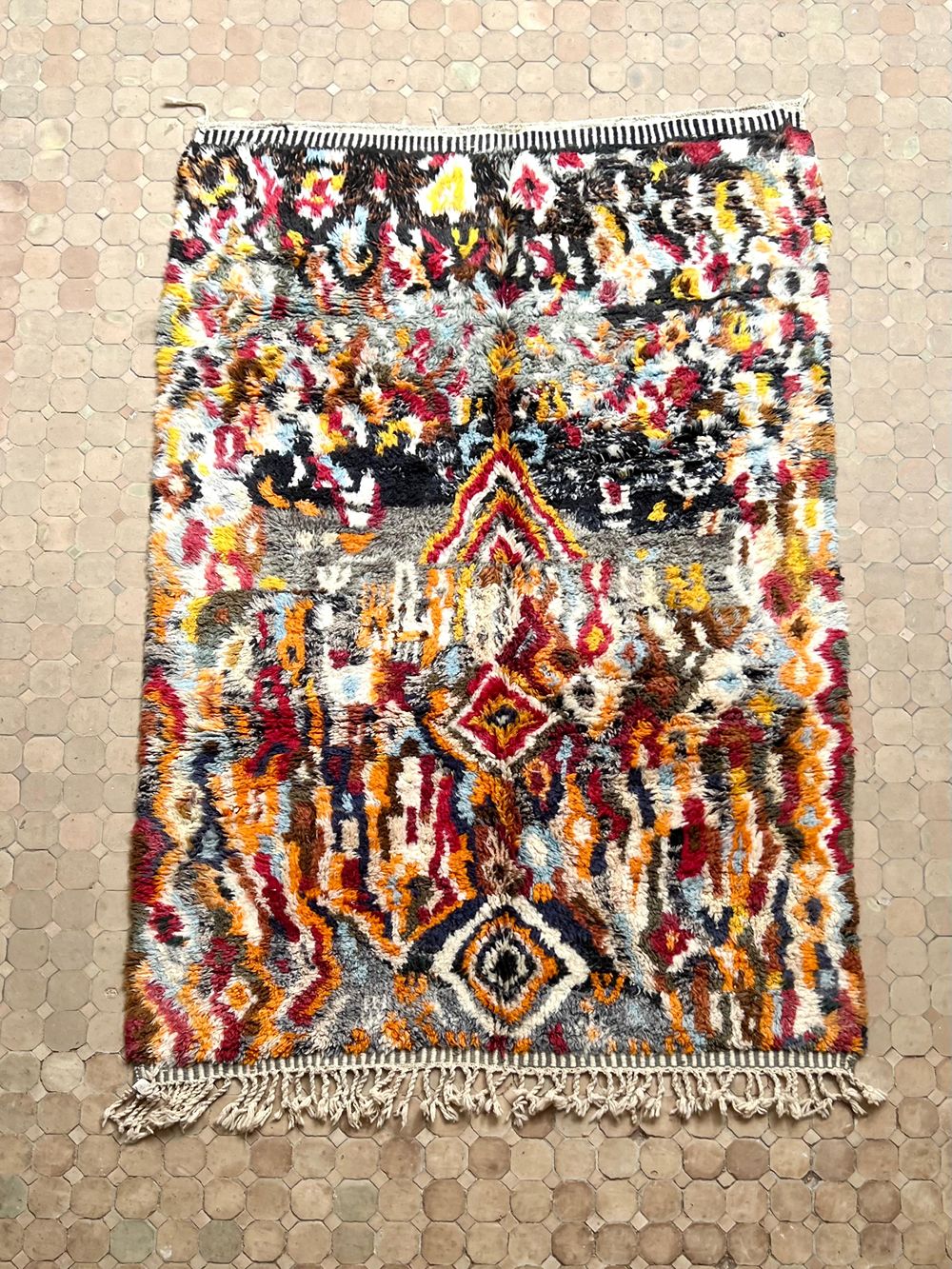 Marokkolainen Voodoo matto 255x170cm