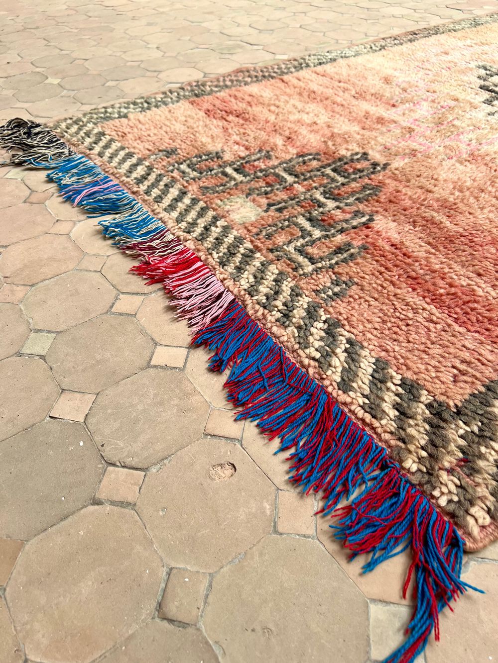 Moroccan Vintage Boujaad runner Rug 330x95cm