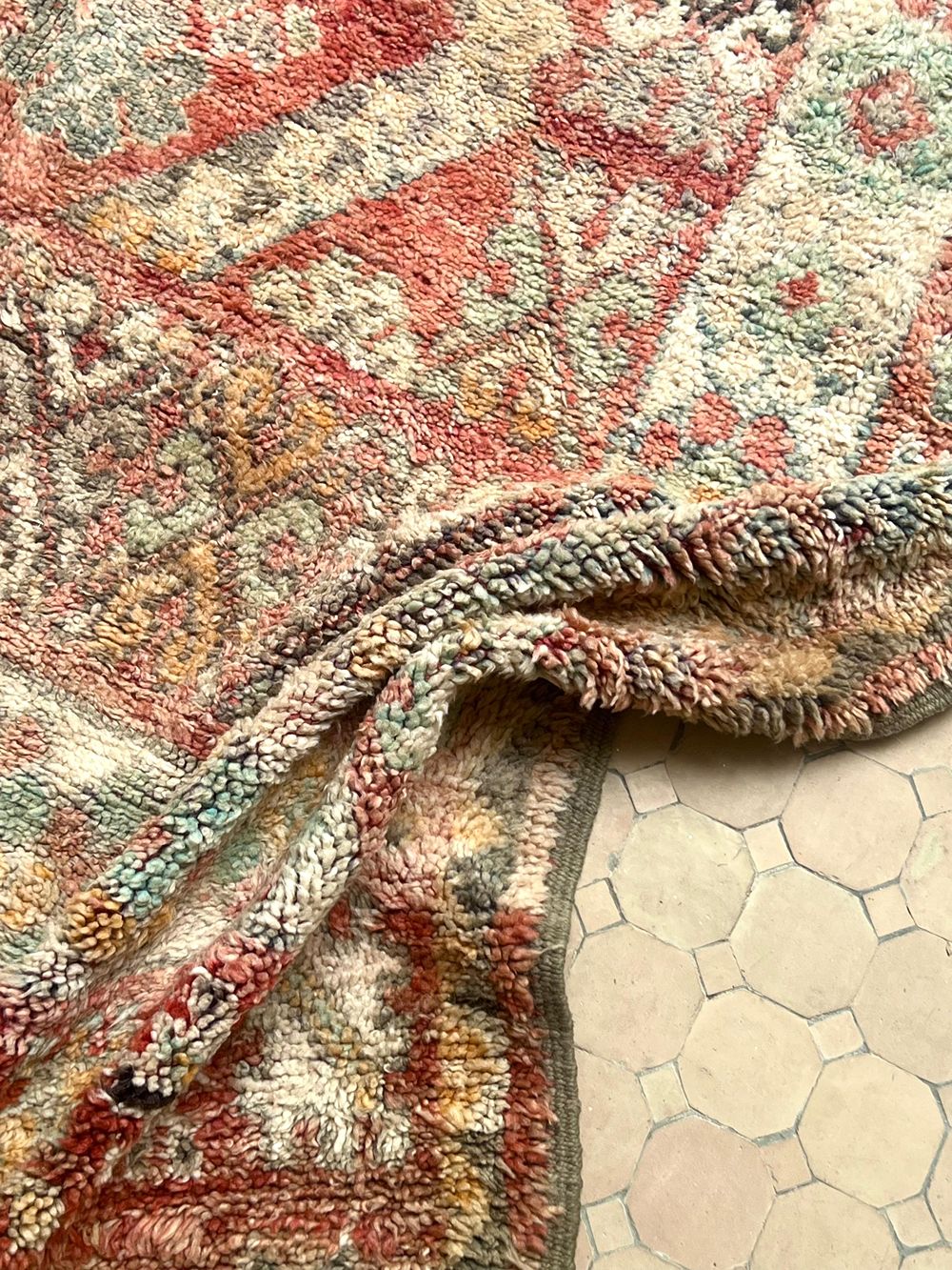 Marokkolainen vintage Boujaad matto 350x200cm
