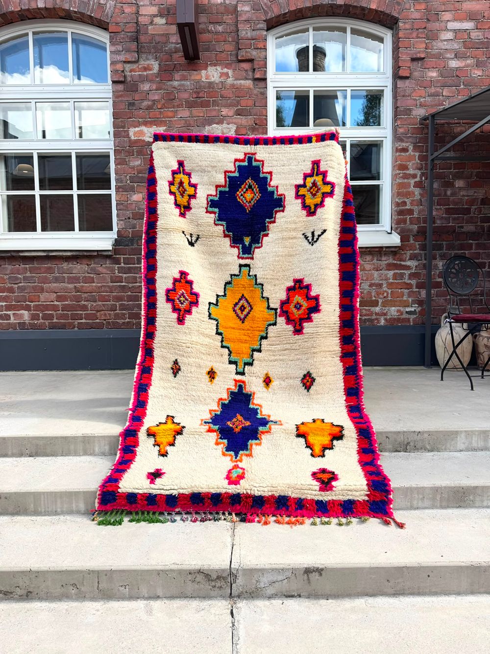 Marokkolainen vintage Azilal-matto 255x140cm