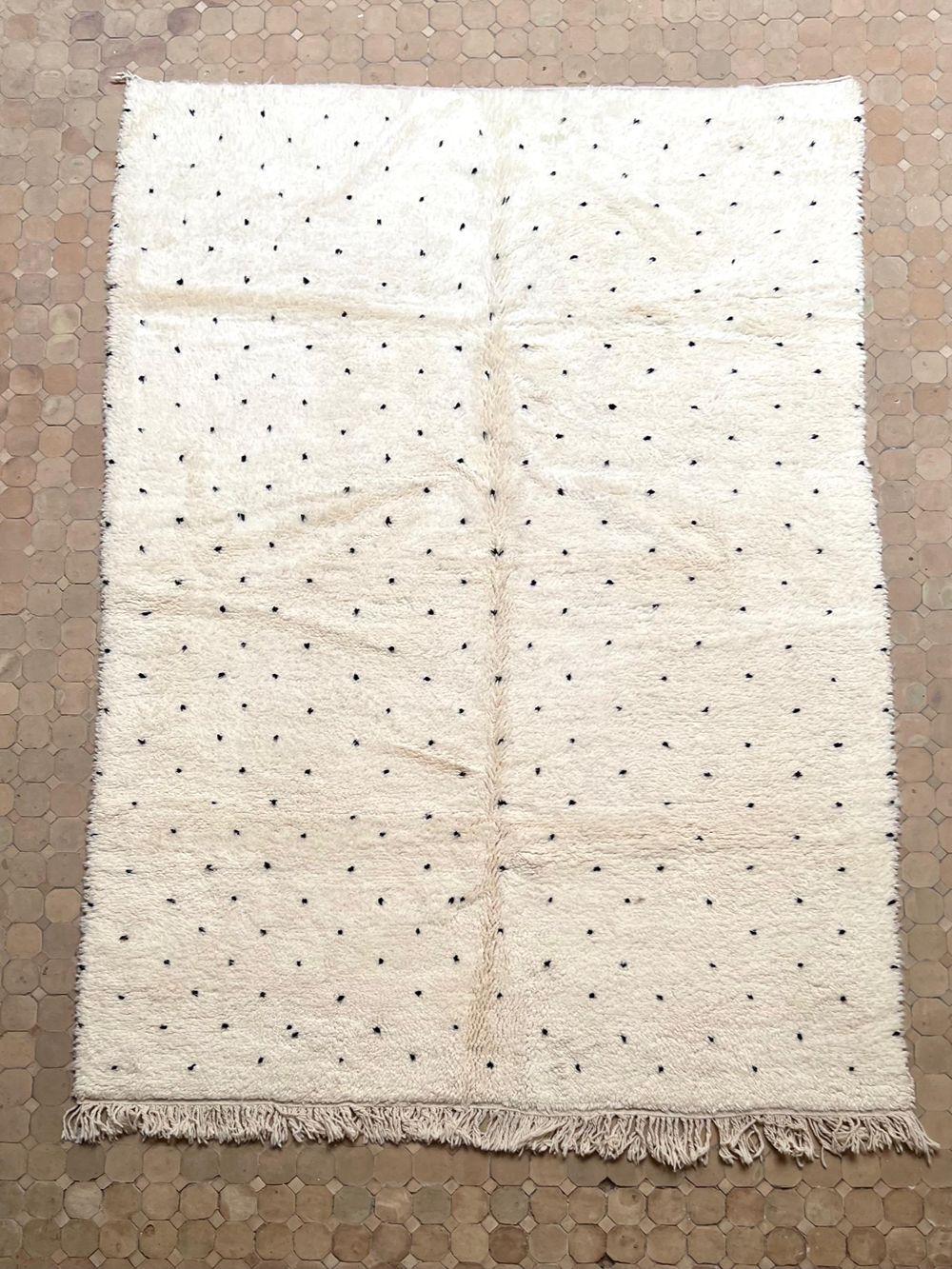 Moroccan Dotted Rug 300x210cm