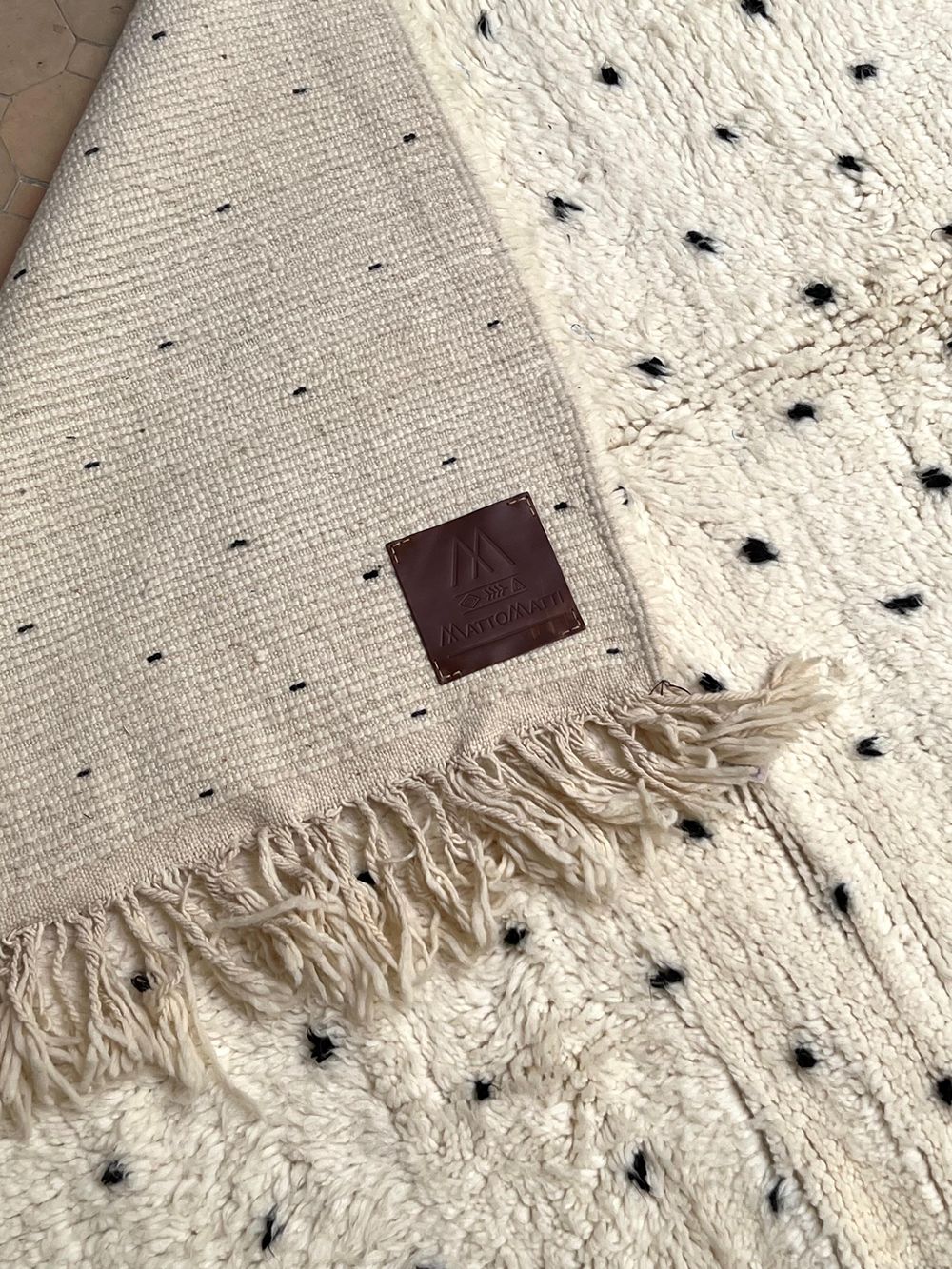 Moroccan Dotted Rug 240x150cm