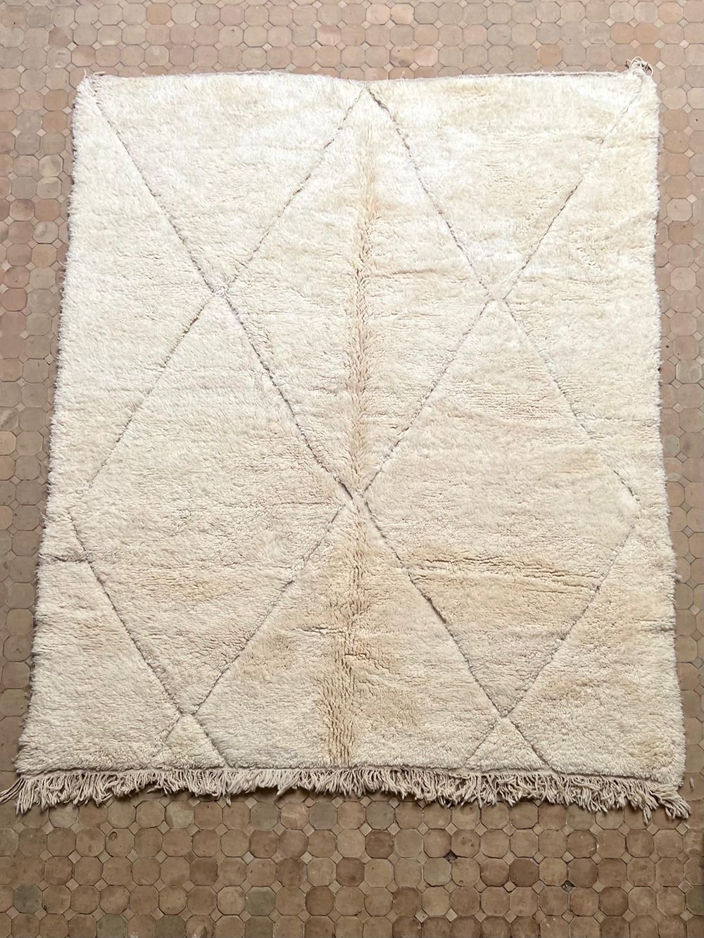 Moroccan All White Rug 275x225cm