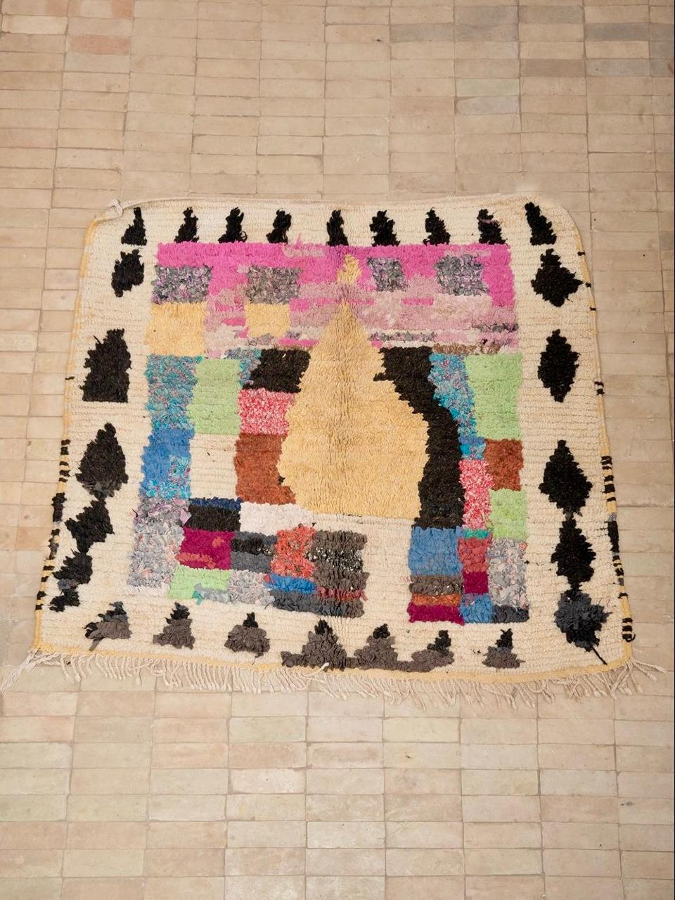 Marokkolainen vintage Boucherouite matto 100x105cm
