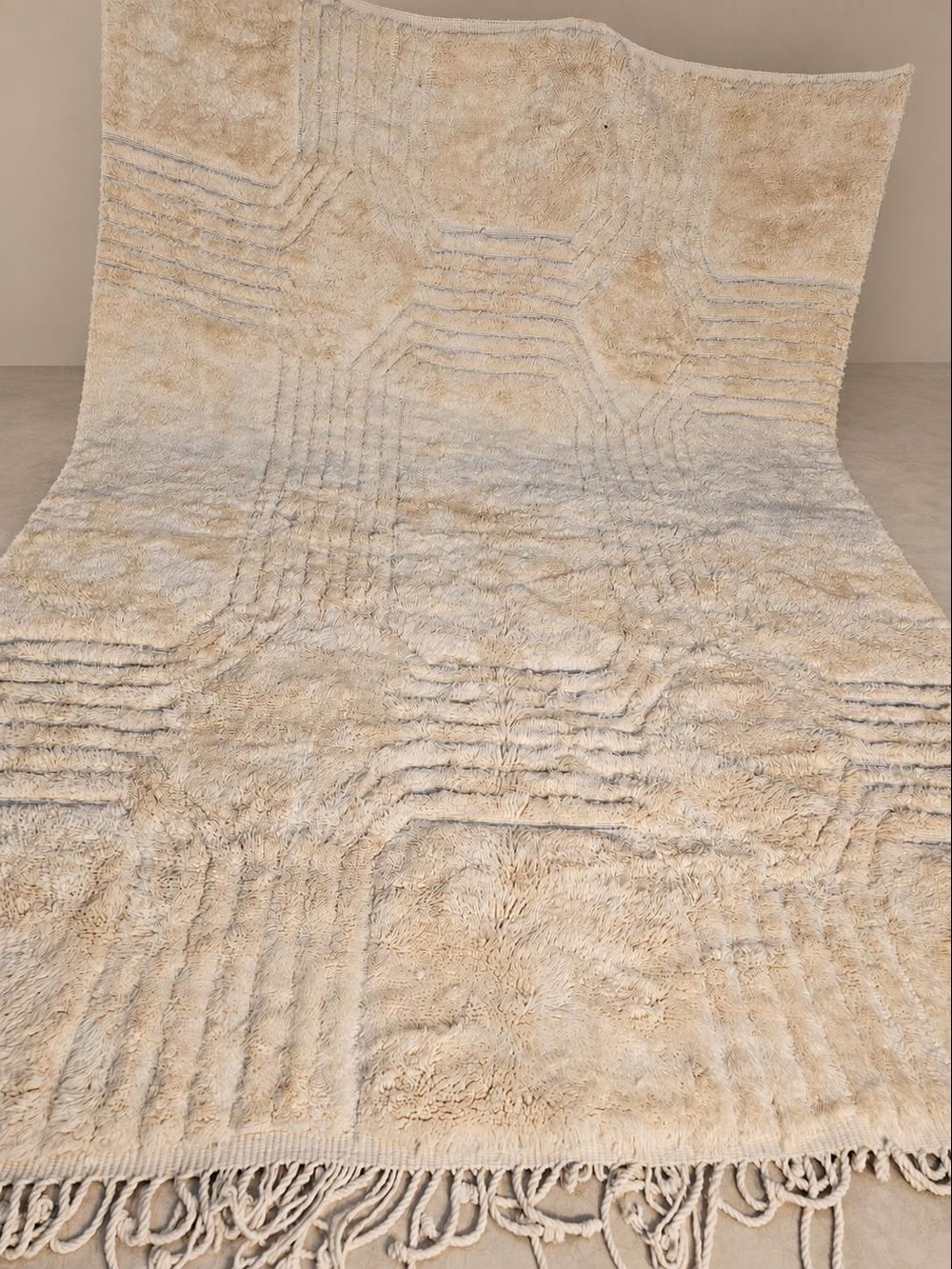 Moroccan Mrirt Rug Polar Bear 350x255cm