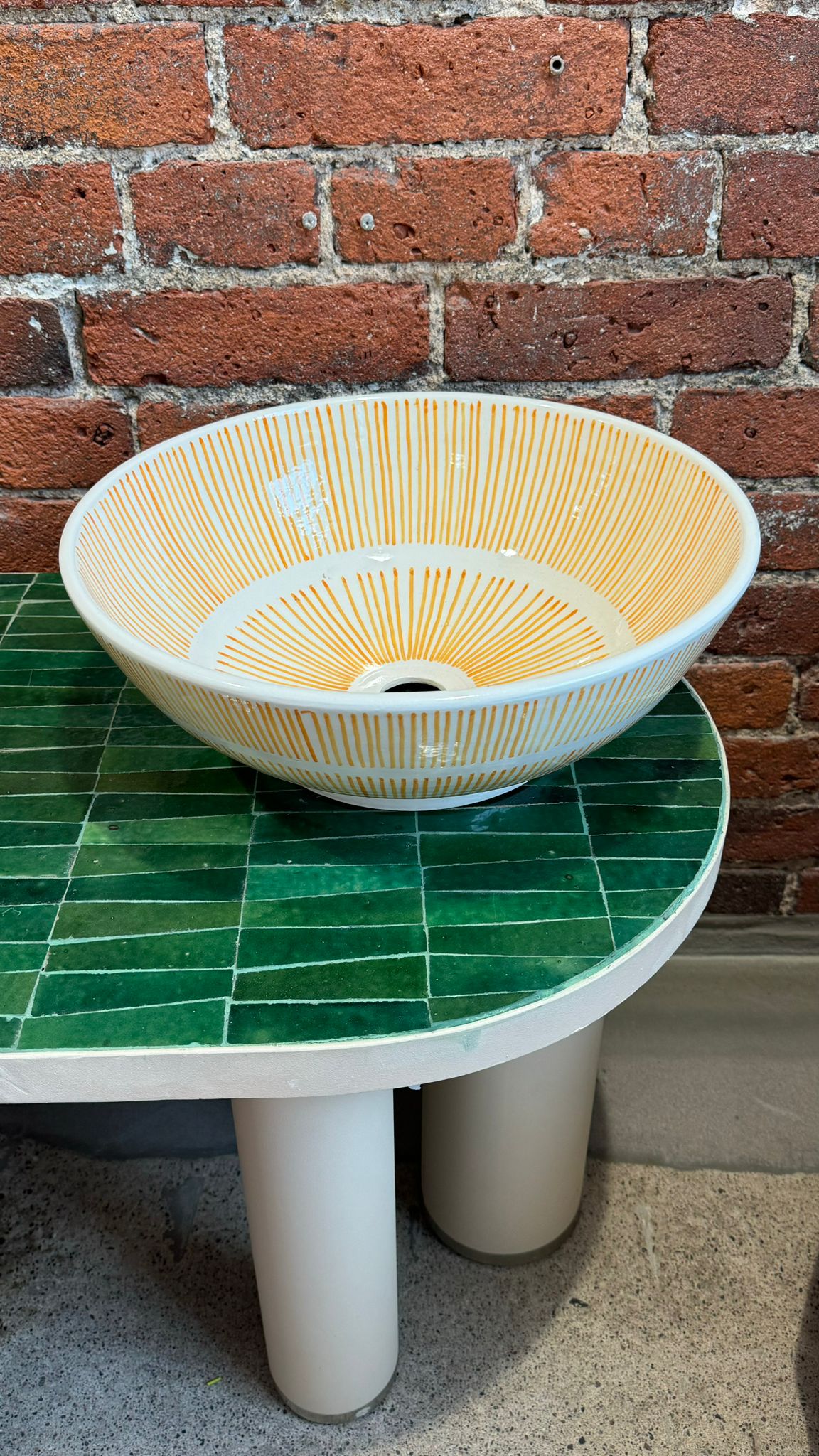 Order by Size: Moroccan Washbasin sink Beam