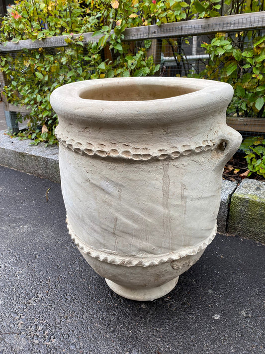 Ceramic plants pot