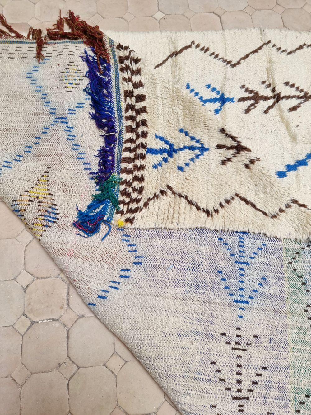 Moroccan Vintage Azilal Rug 330x135cm