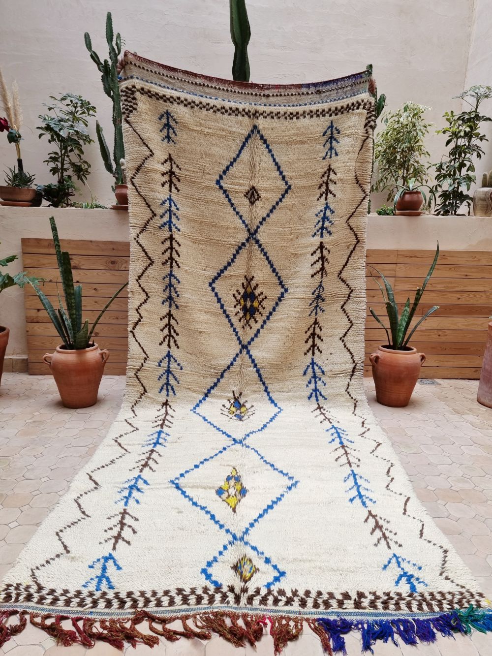 Moroccan Vintage Azilal Rug 330x135cm