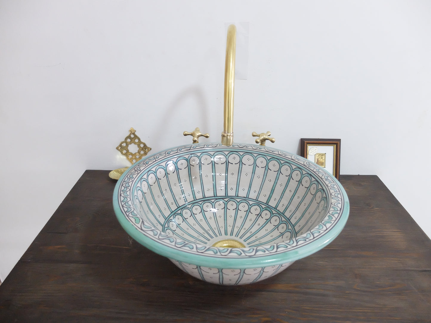 Order by Size: Moroccan Washbasin sink